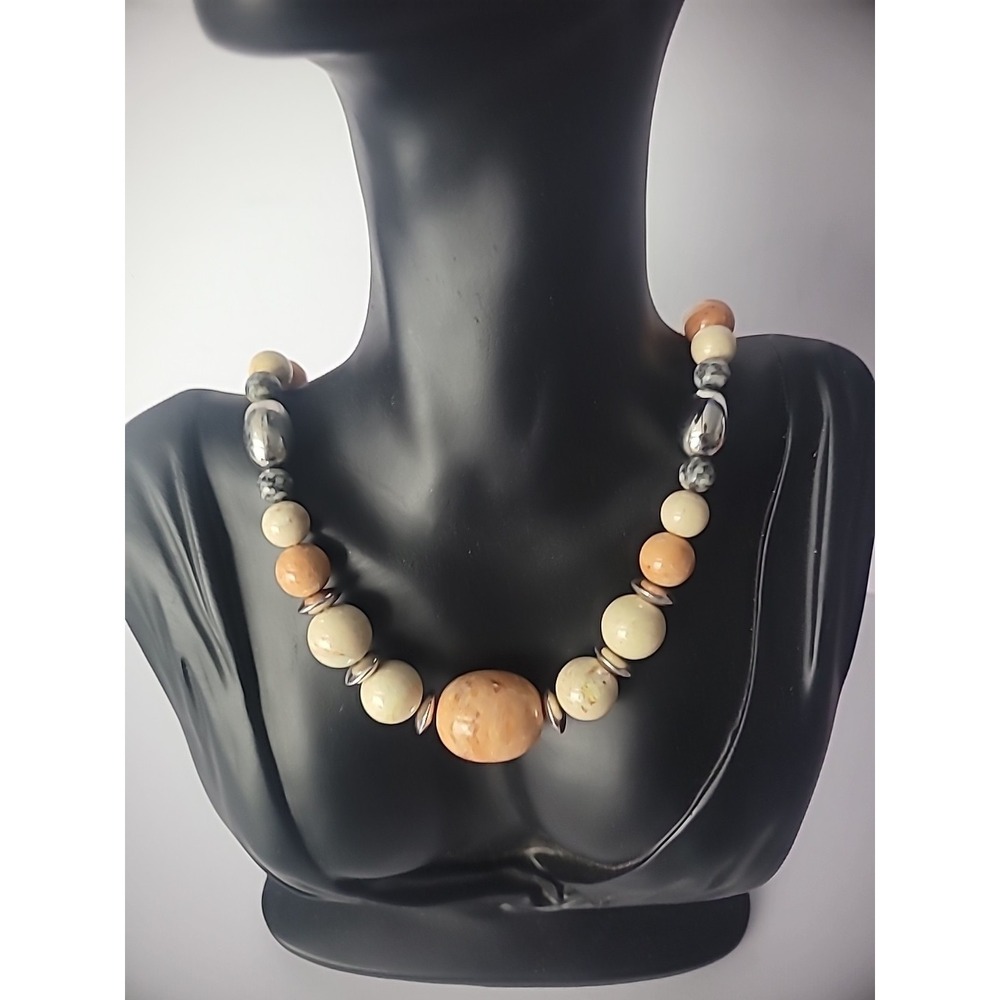Vintage Beaded Silver Tone Necklace Beige Tan Neutral Jewelry Costume
